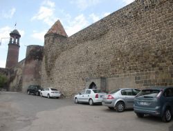 Tarihe saygısızlık